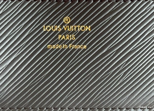 MM LOUIS VUITTON TWIST 0822
